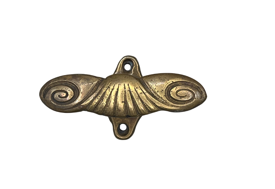 Fensteroliven mit Platte Jugendstil aus Messing