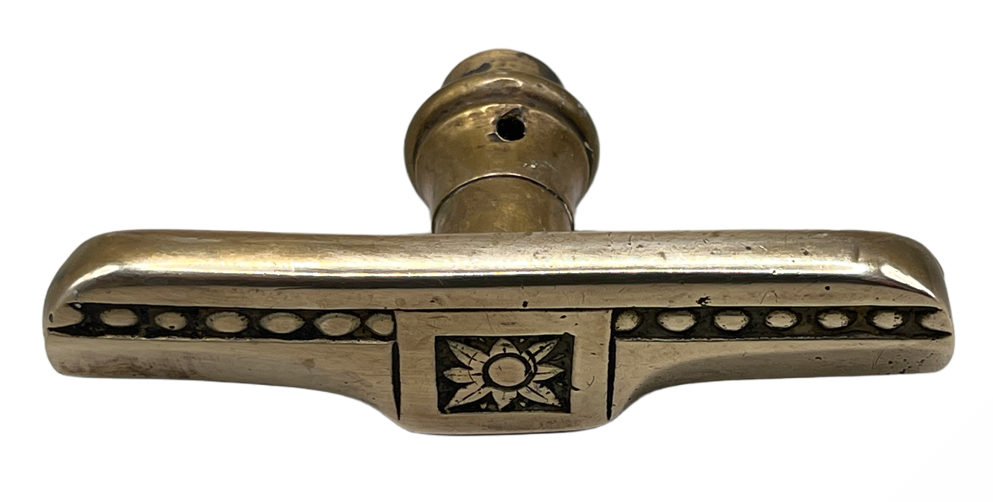 Fensteroliven Jugendstil aus Messing
