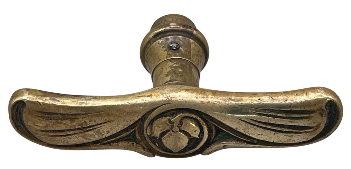 Fensteroliven Jugendstil aus Messing